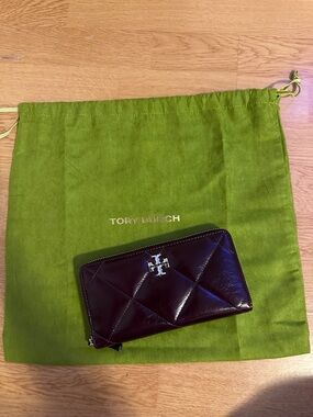 Tory Burch Quilted Leather Zip Card Case in Dark Carmine